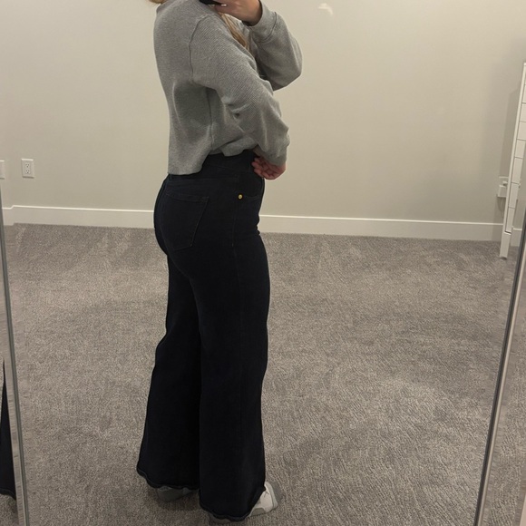 INC International Concepts Dark Blue high waisted Wide-Leg Jeans - Picture 5 of 5